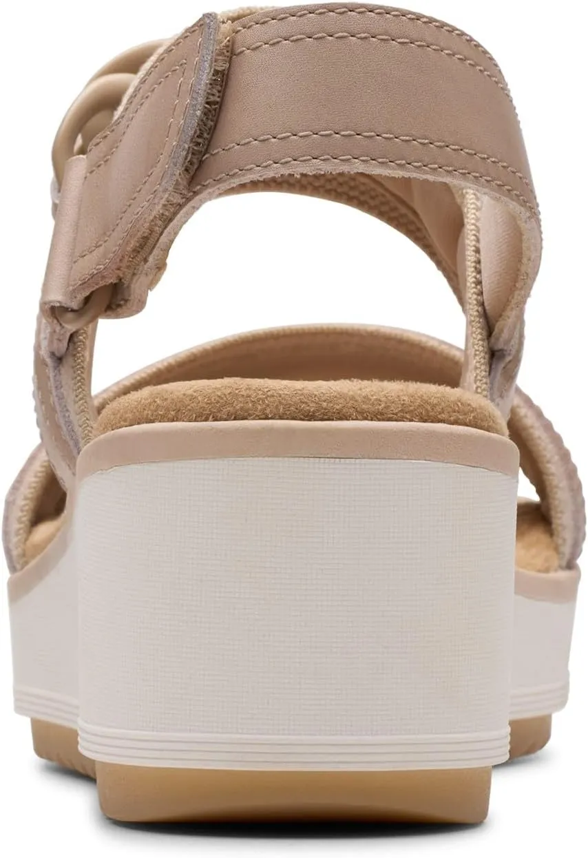 Clarks Women's Wrenly Eve Wedge Sandals