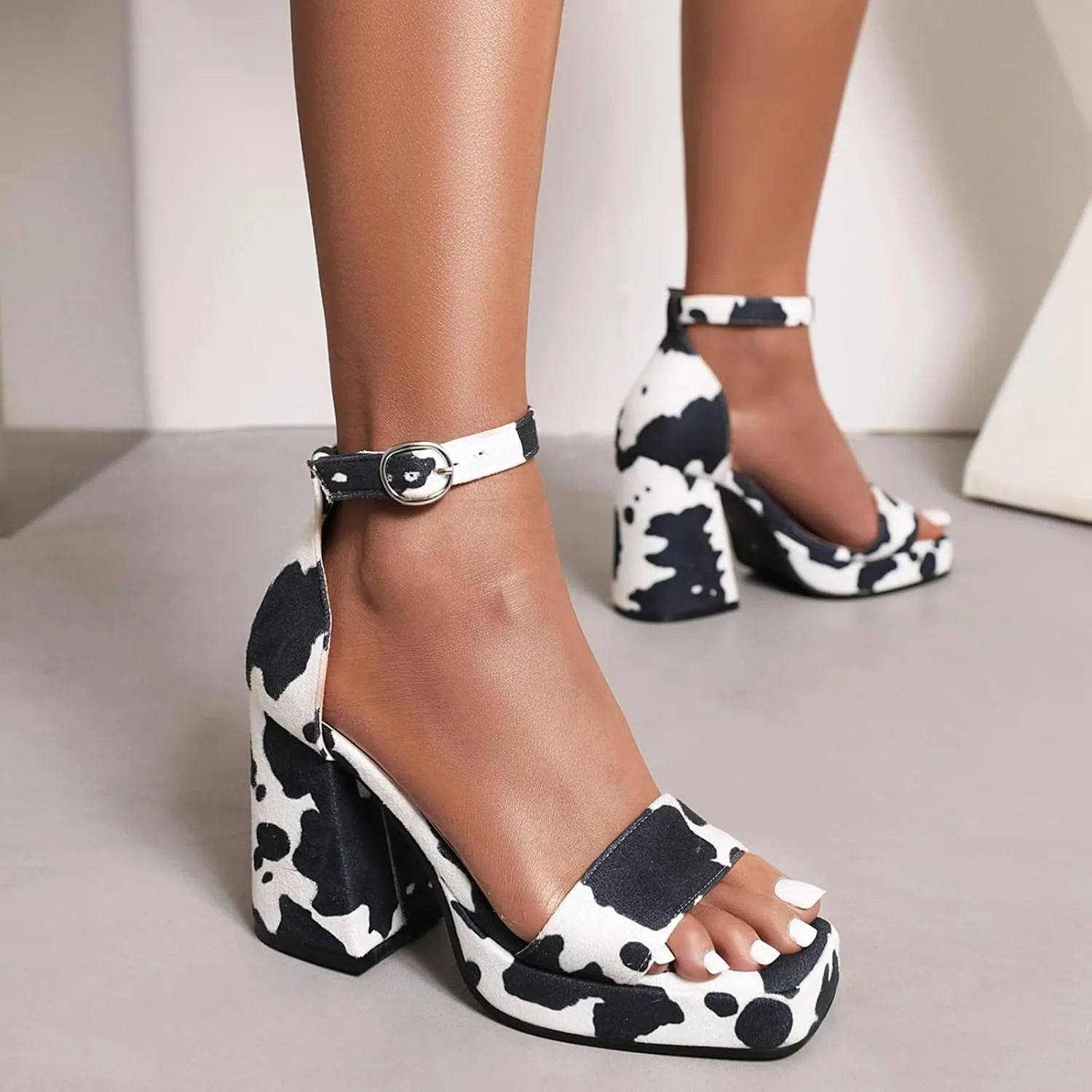 Cozivwaiy Square Toe Heels Sandals Cow Print for Women Cute Chunky Platform Sandals Cow Party Dress Heels Printed