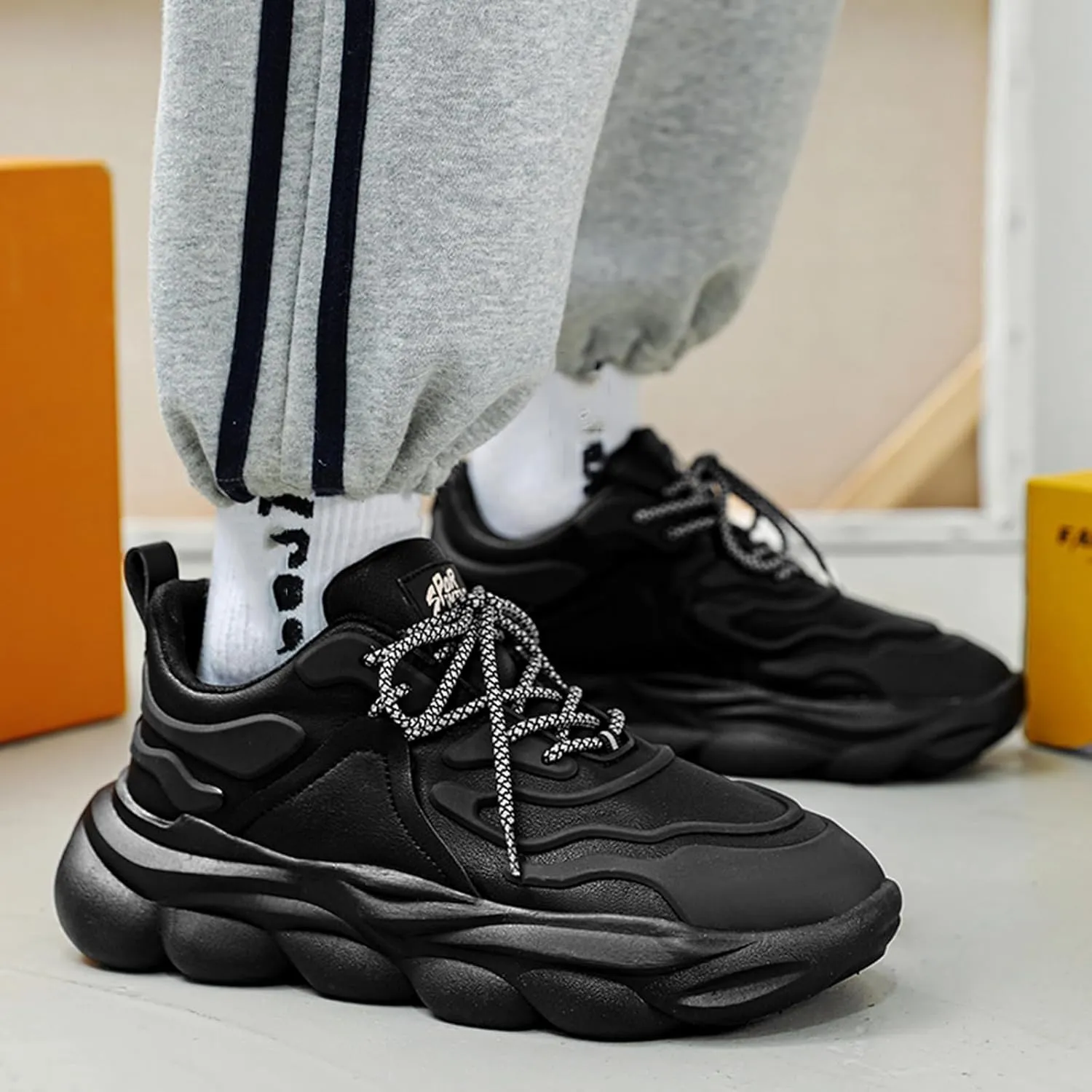 Men's Road Running Shoes Cushioning Mens Sneakers Tennis Workout Athleisure Walking Shoes for Men