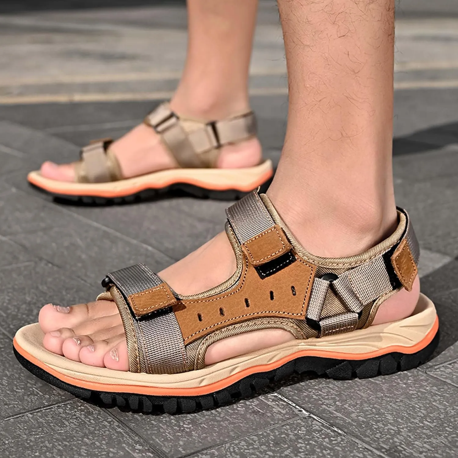 Summer men's cowhide fashionable beach sandals with breathable comfortable anti slip wear-resistant and lightweight sandals