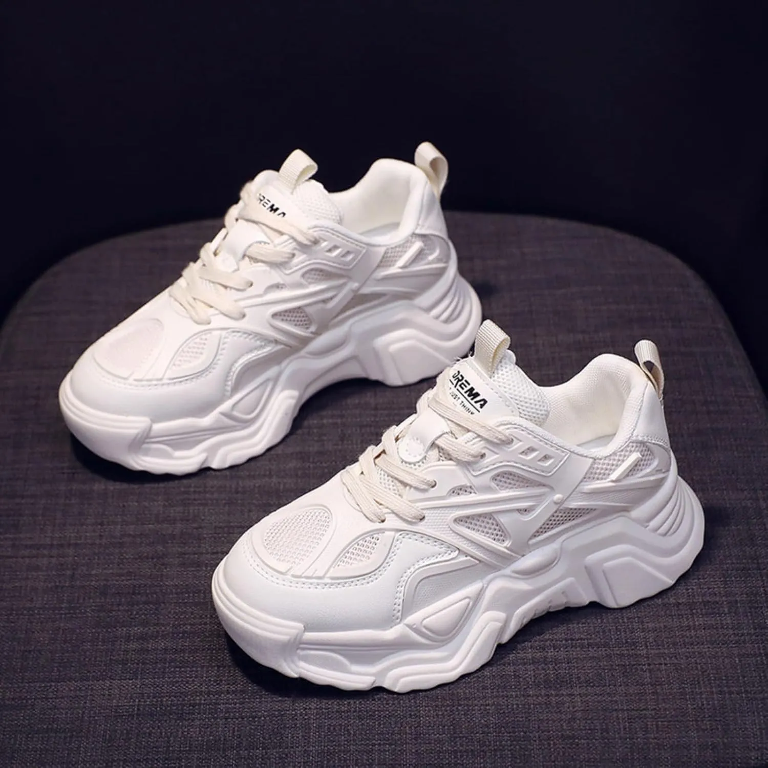 Women 's Fashion Breathable Mesh Chunky Platform Lace Up Sneakers Casual Soft Thick Dad Shoes Retro Running Walking Tennis Shoes