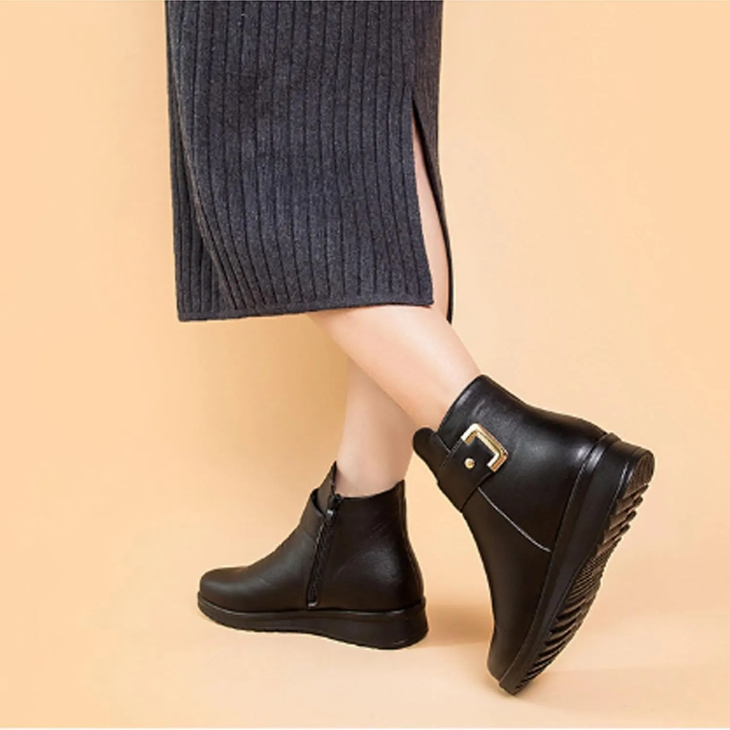 Women's Metal Buckle Genuine Leather Wool Orthopedic Boots,Winter Warm Non-Slip Fur Lined Waterproof Ankle Boots