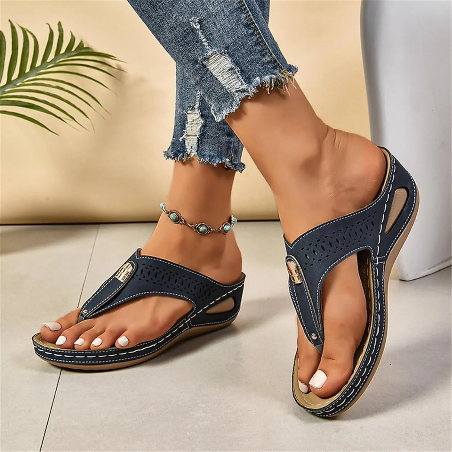 Womens Sandals Arch Support Slingback Sandals Summer Beach Shoes Ankle Strap Thong Flat Sandals for Women