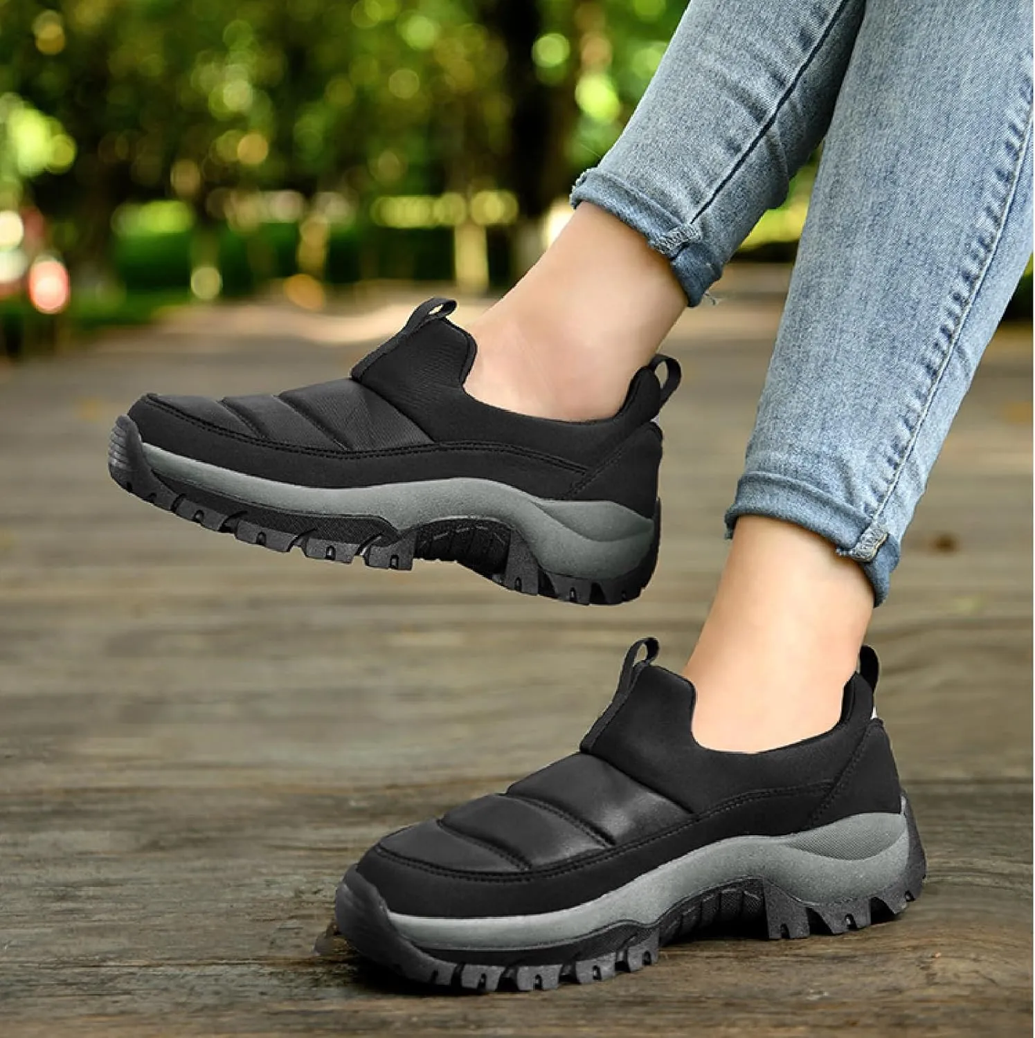 Womens Winter Waterproof Slip On Walking Shoes Comfort Warm Fur Lined Lightweight Anti-Slip Platform Snow Boots Outdoor Mountaineering Hiking Sneakers