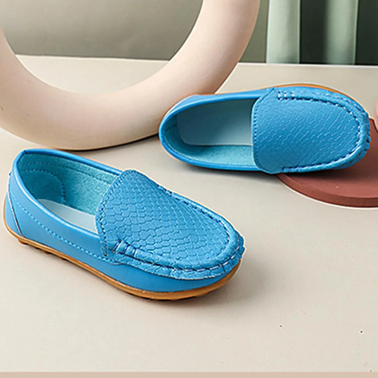 WUIWUIYU Boy's Girl's Slip-on Loafers Flats Oxford Shoes Solid Color Mocassins House Shoes